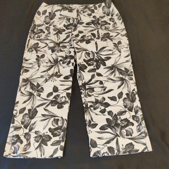Eric Stewart Pants - Erik Stewart. Floral Black and White Pants